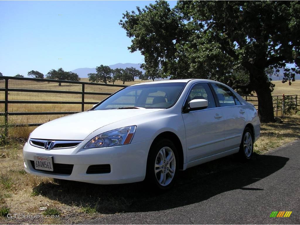 2007 Accord EX Sedan - Taffeta White / Ivory photo #4