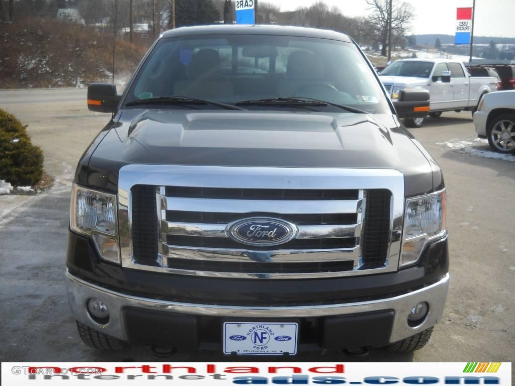 2010 F150 XLT SuperCrew 4x4 - Tuxedo Black / Tan photo #3