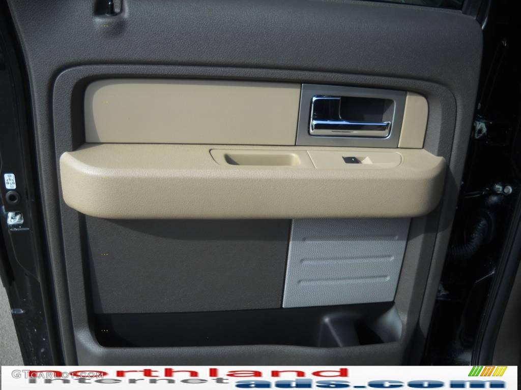 2010 F150 XLT SuperCrew 4x4 - Tuxedo Black / Tan photo #13