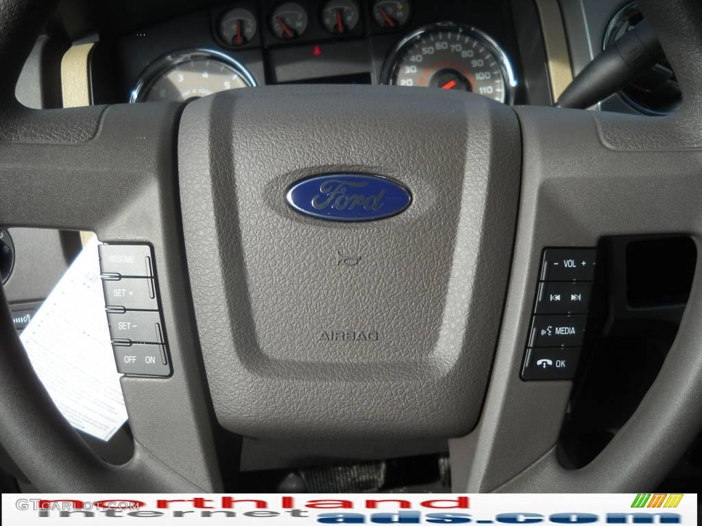2010 F150 XLT SuperCrew 4x4 - Tuxedo Black / Tan photo #19