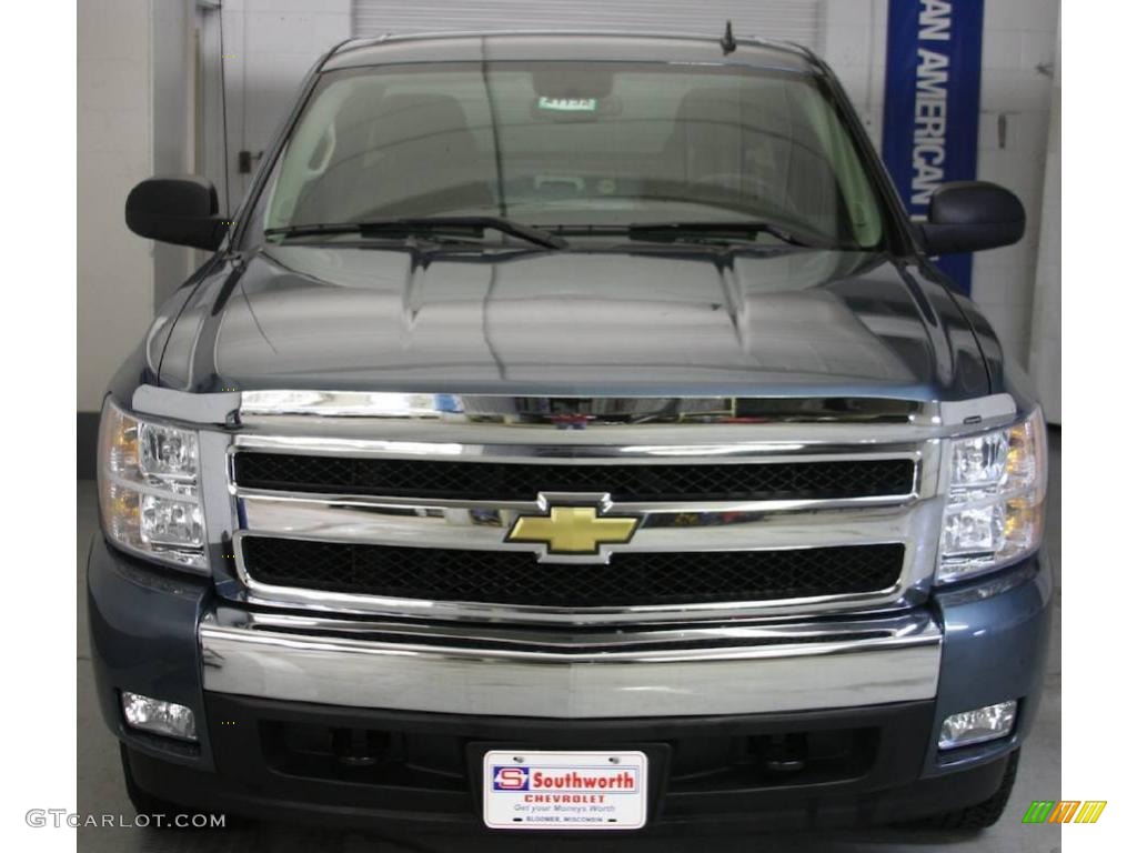 2008 Silverado 1500 LT Extended Cab 4x4 - Blue Granite Metallic / Ebony photo #2