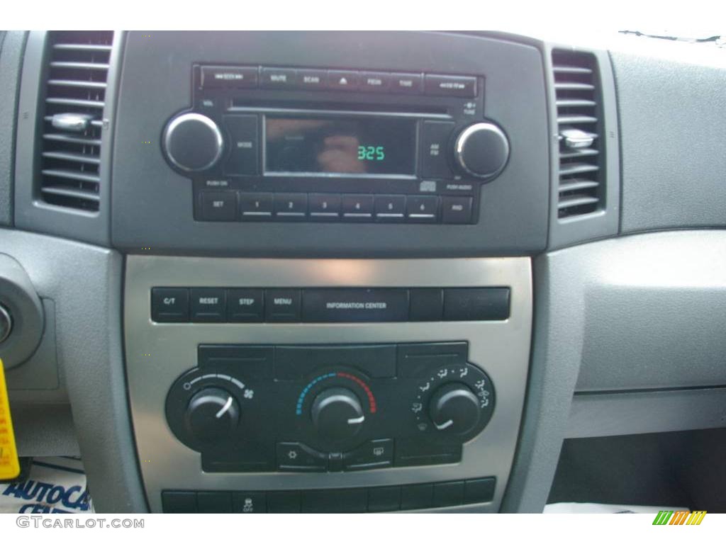 2005 Grand Cherokee Laredo 4x4 - Deep Beryl Green Pearl / Medium Slate Gray photo #6