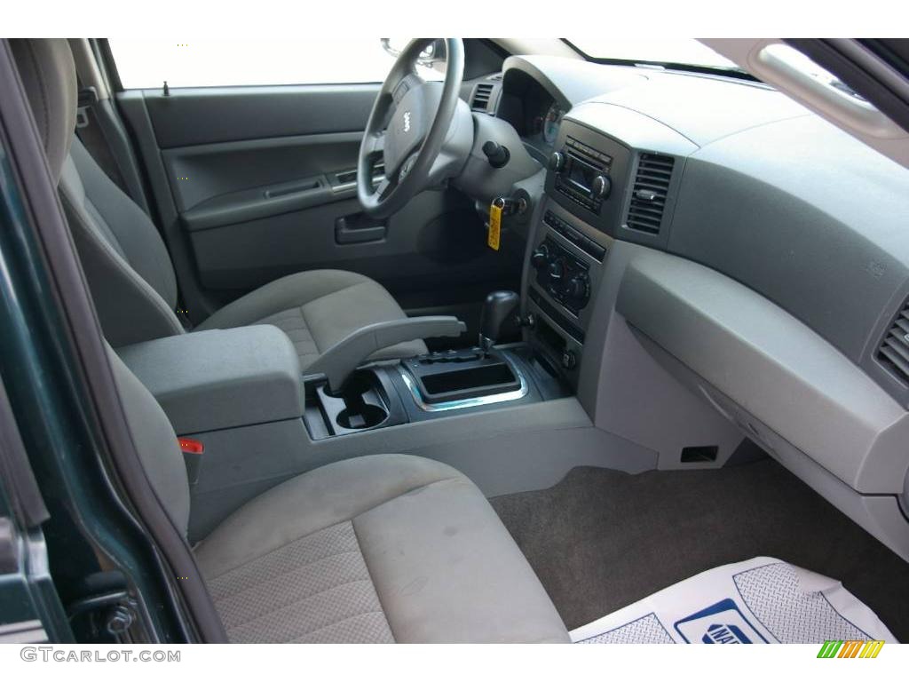 2005 Grand Cherokee Laredo 4x4 - Deep Beryl Green Pearl / Medium Slate Gray photo #12