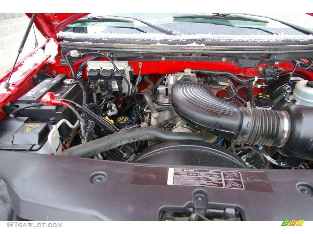 2005 F150 STX Regular Cab - Bright Red / Medium Flint Grey photo #11