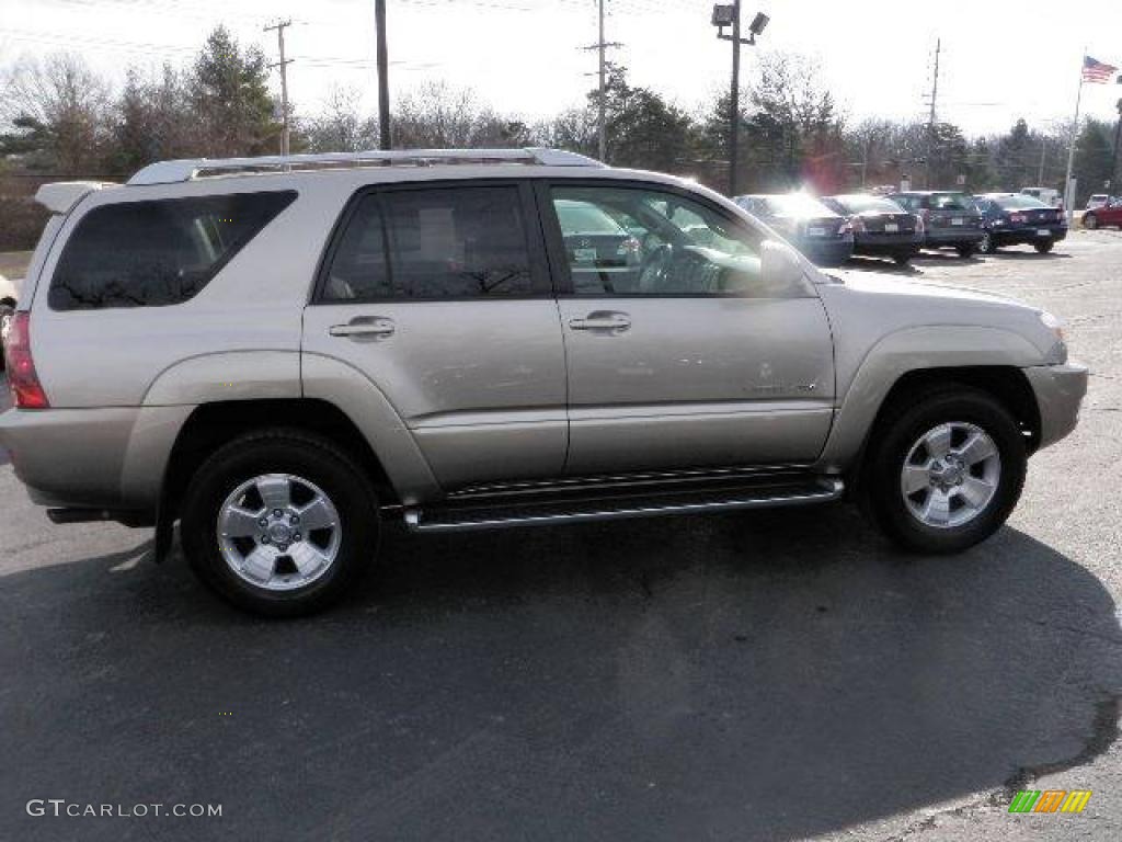 2004 4Runner Limited 4x4 - Dorado Gold Pearl / Taupe photo #5