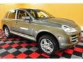 Olive Green Metallic - Cayenne Tiptronic Photo No. 1
