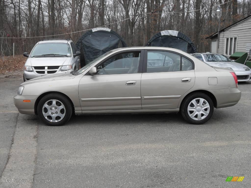 2002 Elantra GLS Sedan - Champagne Beige / Beige photo #8