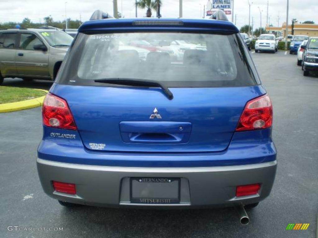 2006 Outlander LS - Electric Blue Pearl / Charcoal photo #4