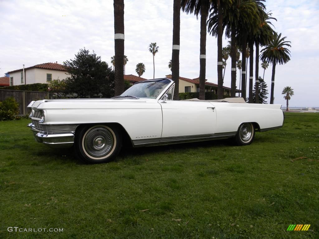 1964 Fleetwood Eldorado - White / Beige photo #2