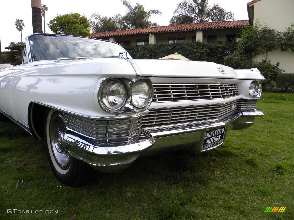 1964 Fleetwood Eldorado - White / Beige photo #4