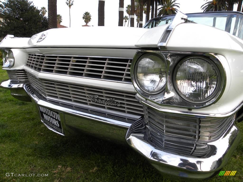 1964 Fleetwood Eldorado - White / Beige photo #7
