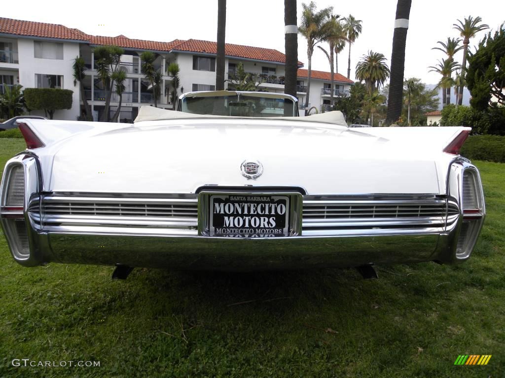 1964 Fleetwood Eldorado - White / Beige photo #10