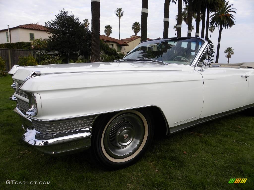 1964 Fleetwood Eldorado - White / Beige photo #19