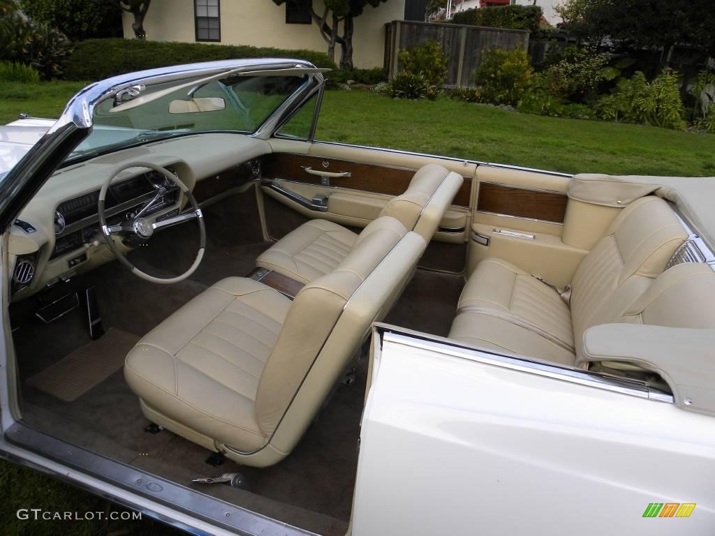 1964 Fleetwood Eldorado - White / Beige photo #25