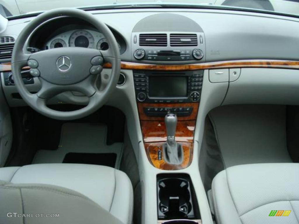 2008 E 350 4Matic Sedan - Flint Grey Metallic / Cashmere photo #9