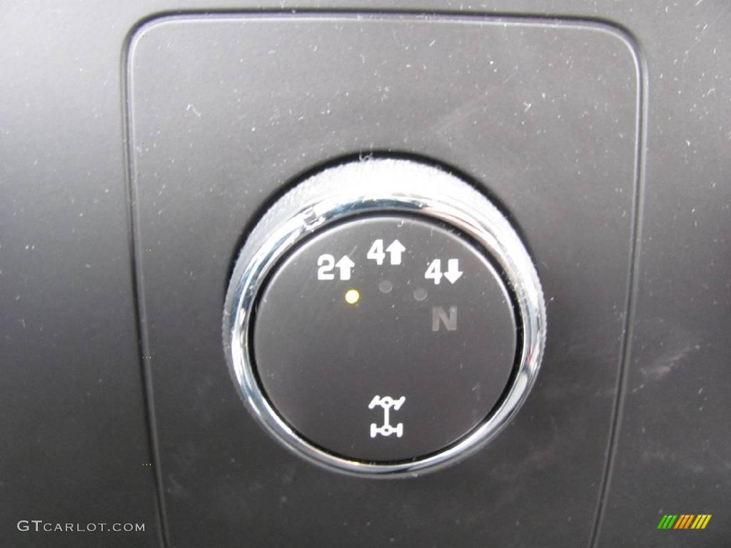 2008 Silverado 3500HD LT Extended Cab 4x4 - Summit White / Ebony photo #31