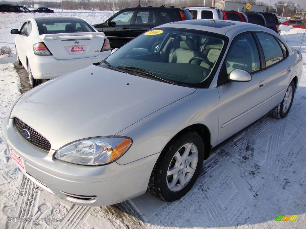 2006 Taurus SEL - Silver Frost Metallic / Medium/Dark Flint Grey photo #1