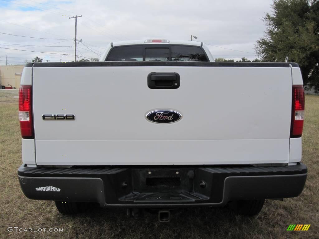 2006 F150 XL SuperCab 4x4 - Oxford White / Medium Flint photo #13