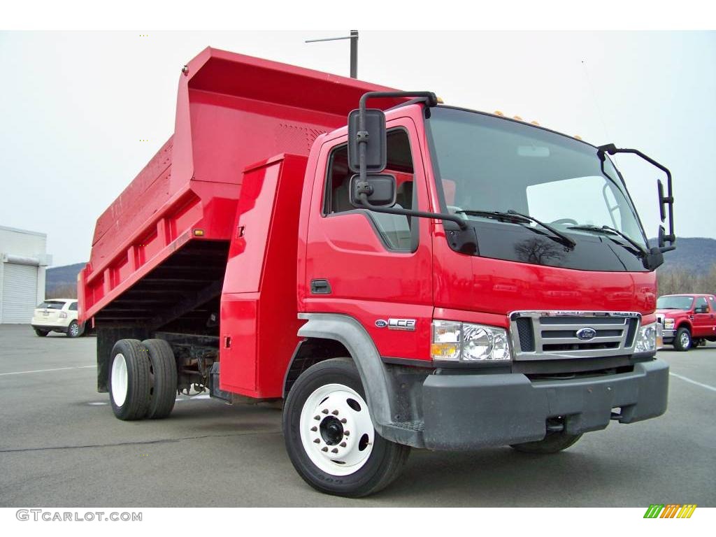 2007 LCF Truck L45 Commercial Dump Truck - Red / Medium Graphite photo #26