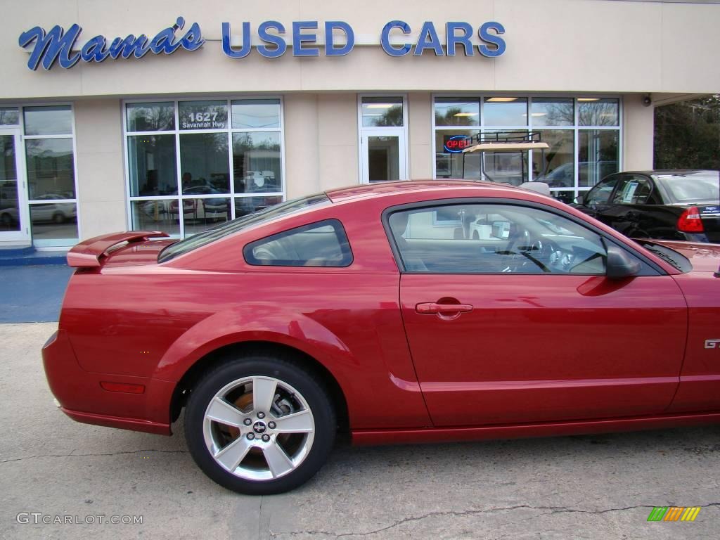 2006 Mustang GT Premium Coupe - Torch Red / Light Parchment photo #26