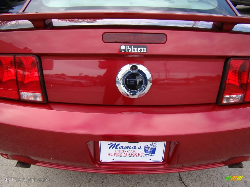 2006 Mustang GT Premium Coupe - Torch Red / Light Parchment photo #29