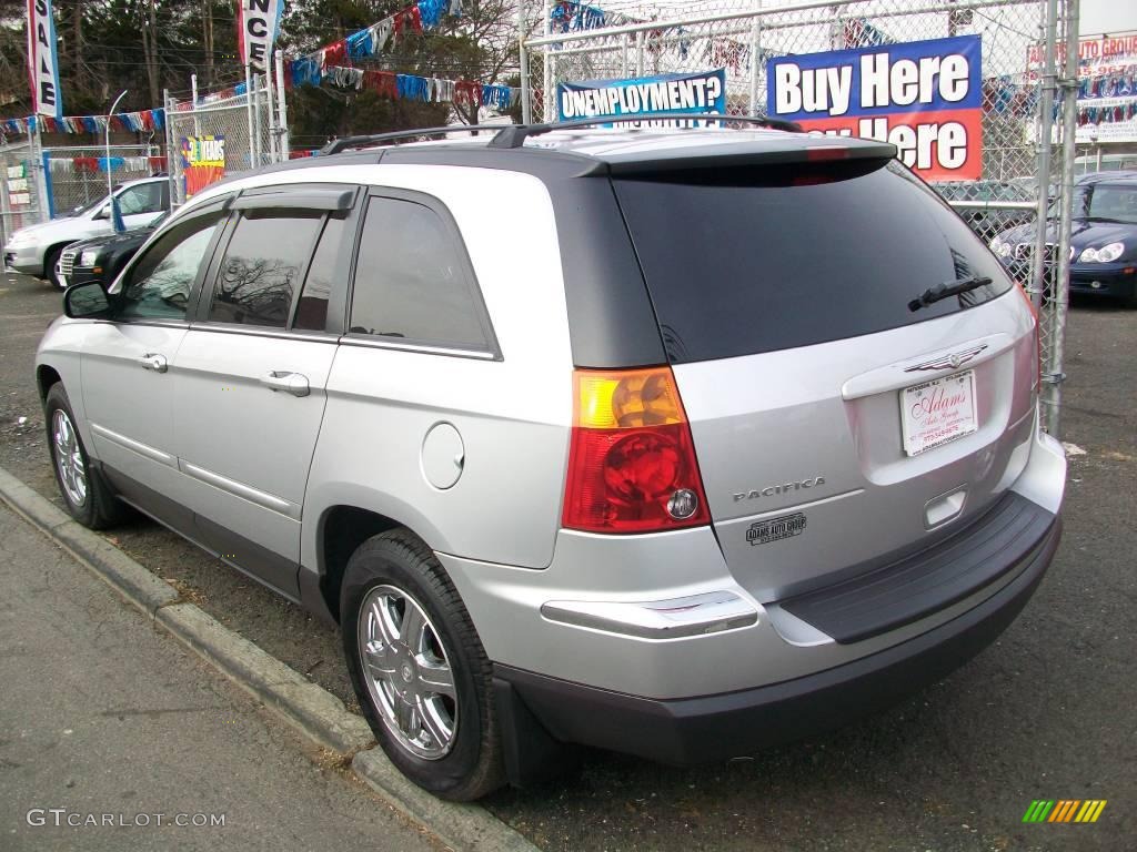 2004 Pacifica AWD - Bright Silver Metallic / Deep Jade/Light Taupe photo #4