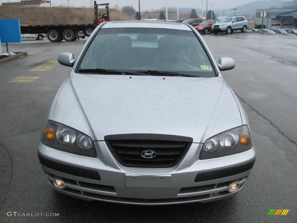 2004 Elantra GT Hatchback - Sterling Silver / Dark Gray photo #11