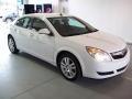 2009 Polar White Saturn Aura XR  photo #1