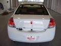 2009 Polar White Saturn Aura XR  photo #5