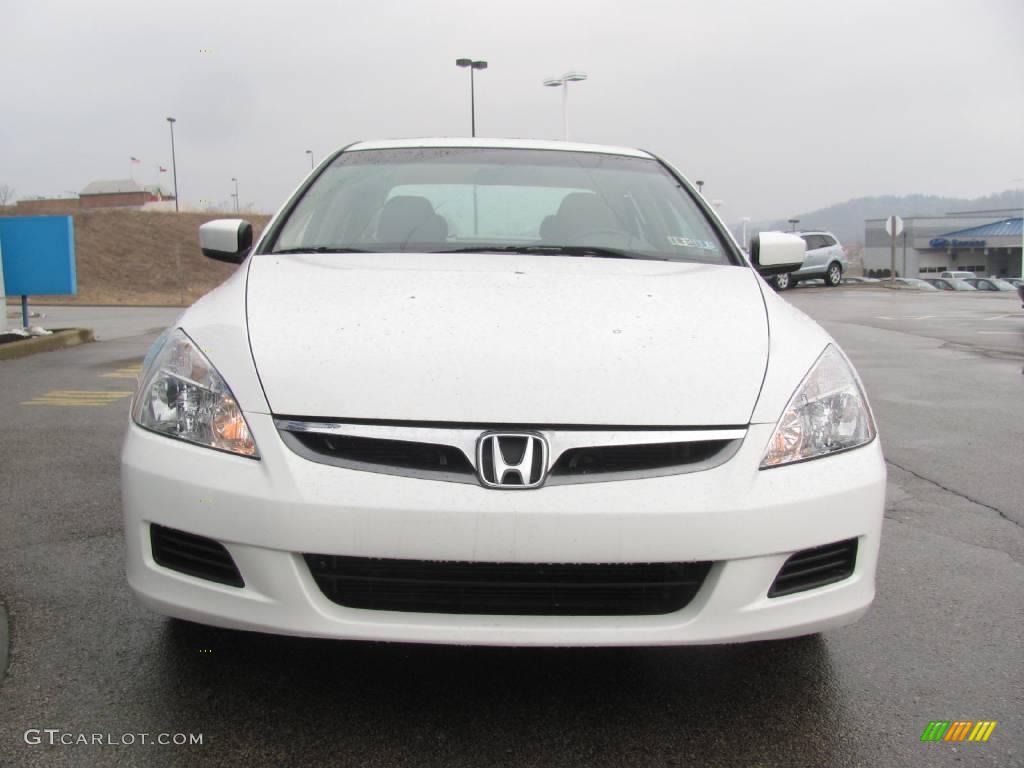 2007 Accord EX-L Sedan - Taffeta White / Ivory photo #8
