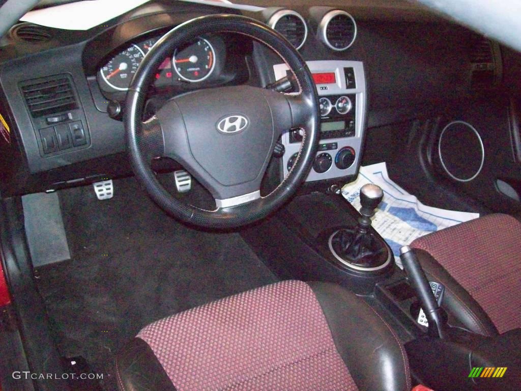 2006 Tiburon GT Limited - Electric Red / Black photo #12