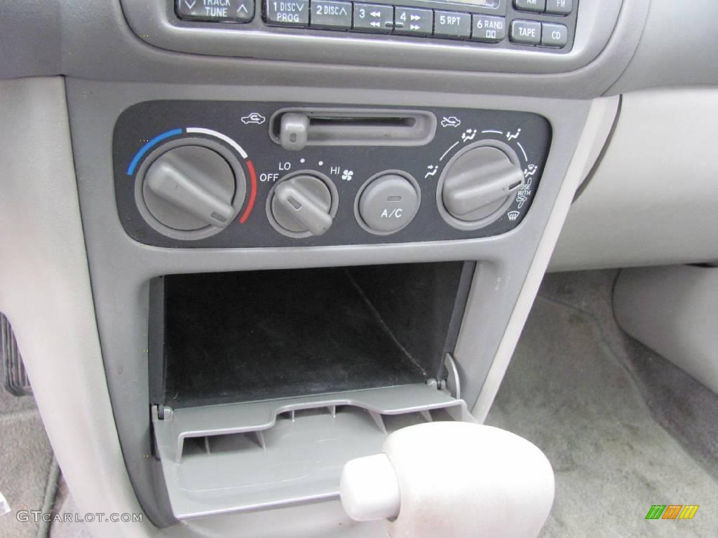 1999 Corolla VE - Silver Stream Opal / Light Charcoal photo #15