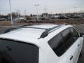 Super White - RAV4 4WD Photo No. 24