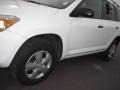 Super White - RAV4 4WD Photo No. 25