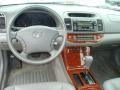 2005 Super White Toyota Camry XLE  photo #13