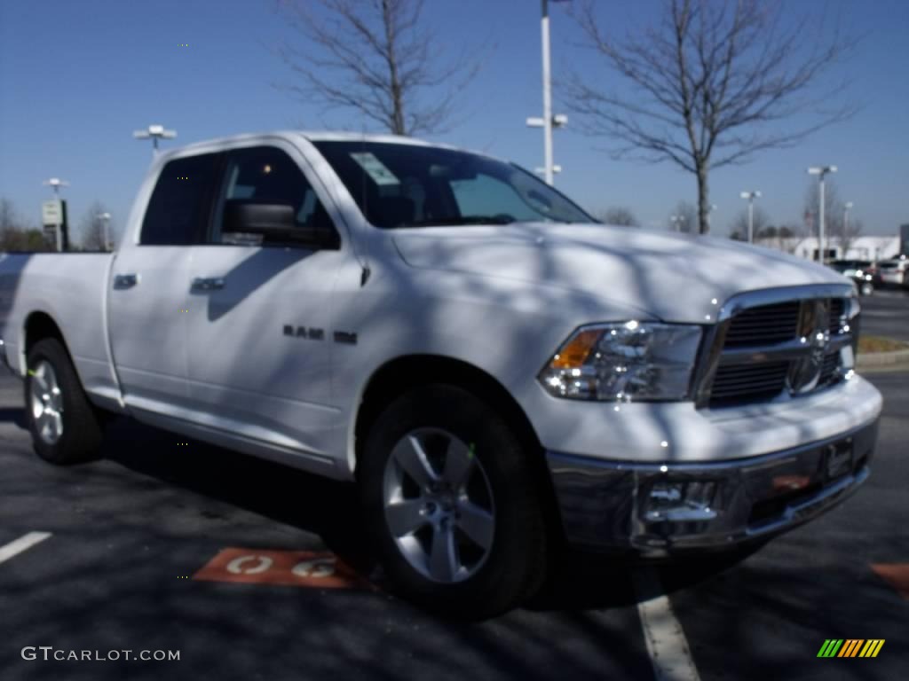 2010 Ram 1500 Big Horn Quad Cab - Stone White / Dark Slate/Medium Graystone photo #4