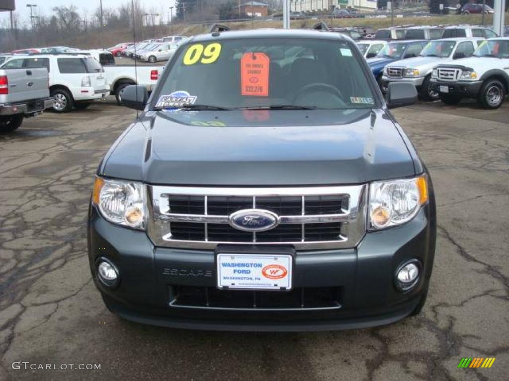 2009 Escape XLT V6 4WD - Black Pearl Slate Metallic / Charcoal photo #10