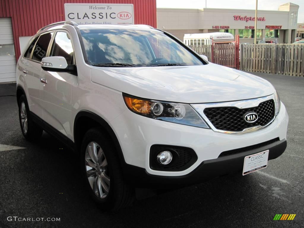 2011 Sorento EX - Snow White Pearl / Beige photo #2