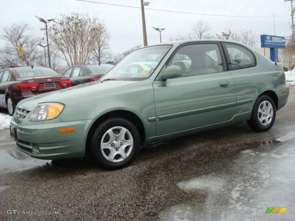 2003 Accent GL Coupe - Quartz Green Metallic / Beige photo #2