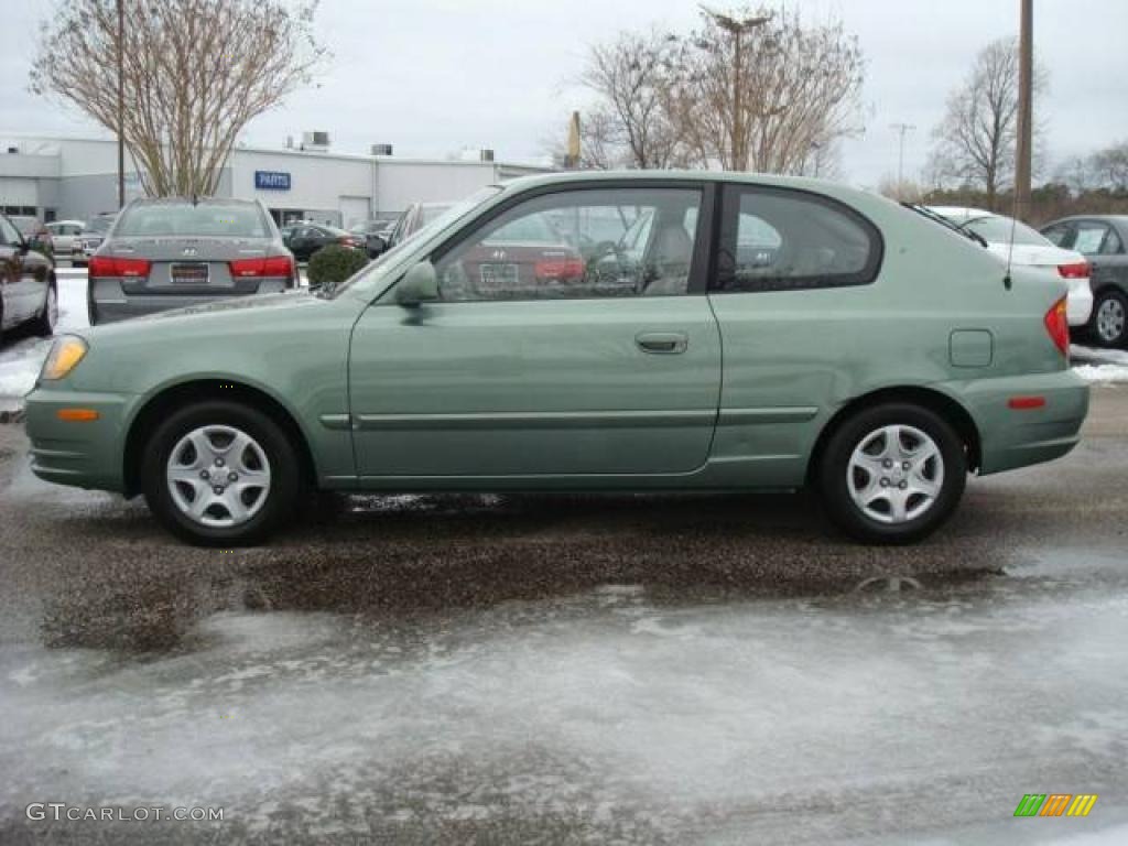 2003 Accent GL Coupe - Quartz Green Metallic / Beige photo #3
