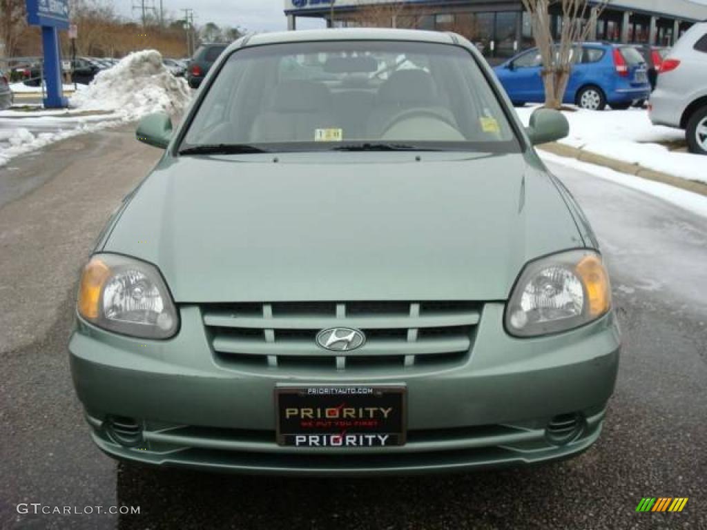 2003 Accent GL Coupe - Quartz Green Metallic / Beige photo #9
