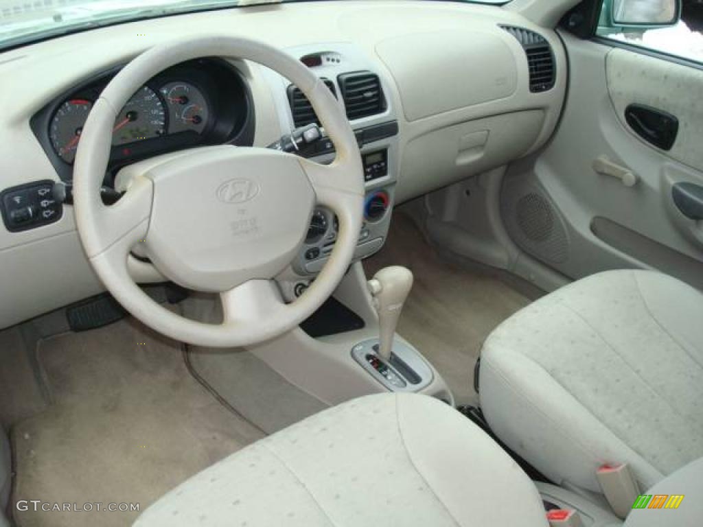 2003 Accent GL Coupe - Quartz Green Metallic / Beige photo #12