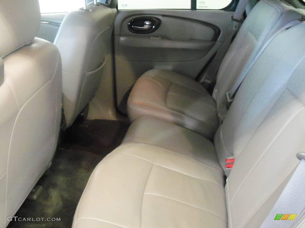 2004 Rainier CXL AWD - Indigo Blue Metallic / Light Cashmere photo #18