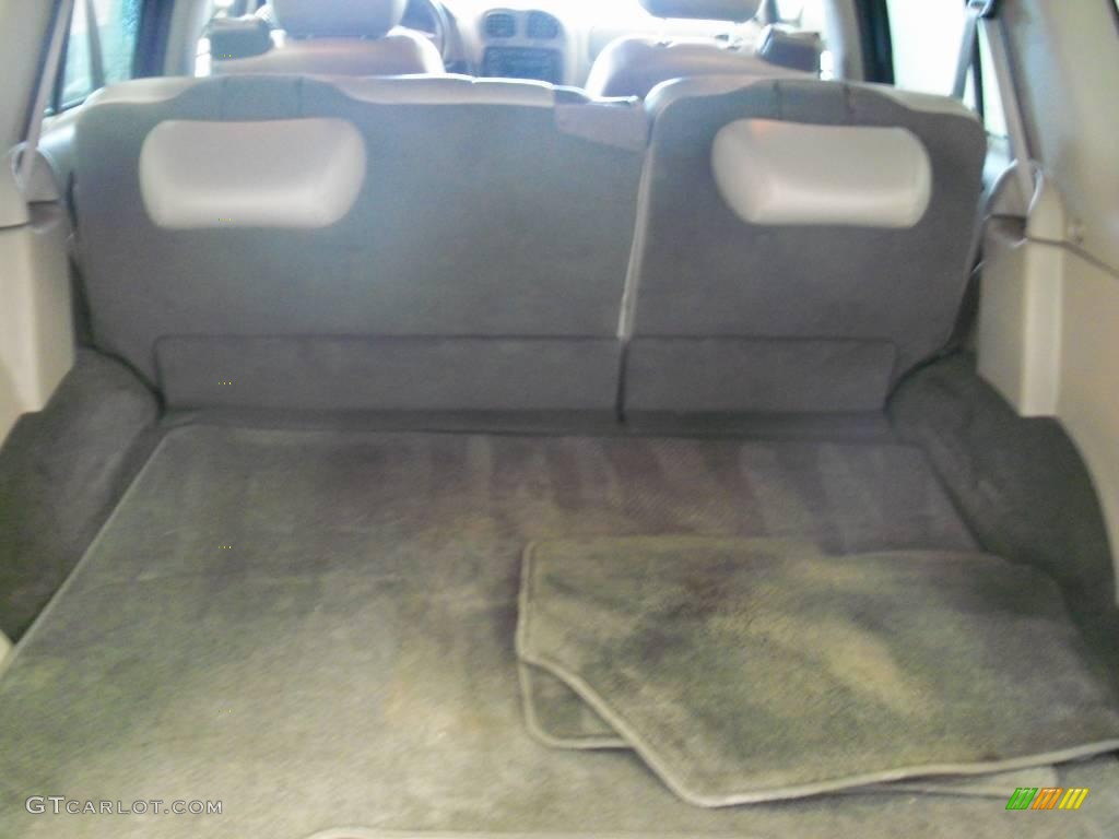 2004 Rainier CXL AWD - Indigo Blue Metallic / Light Cashmere photo #21