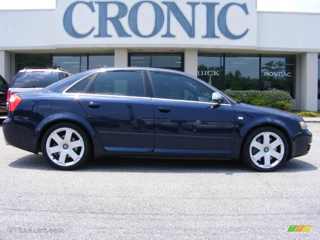 2004 S4 4.2 quattro Sedan - Moro Blue Pearl Effect / Black/Blue photo #1