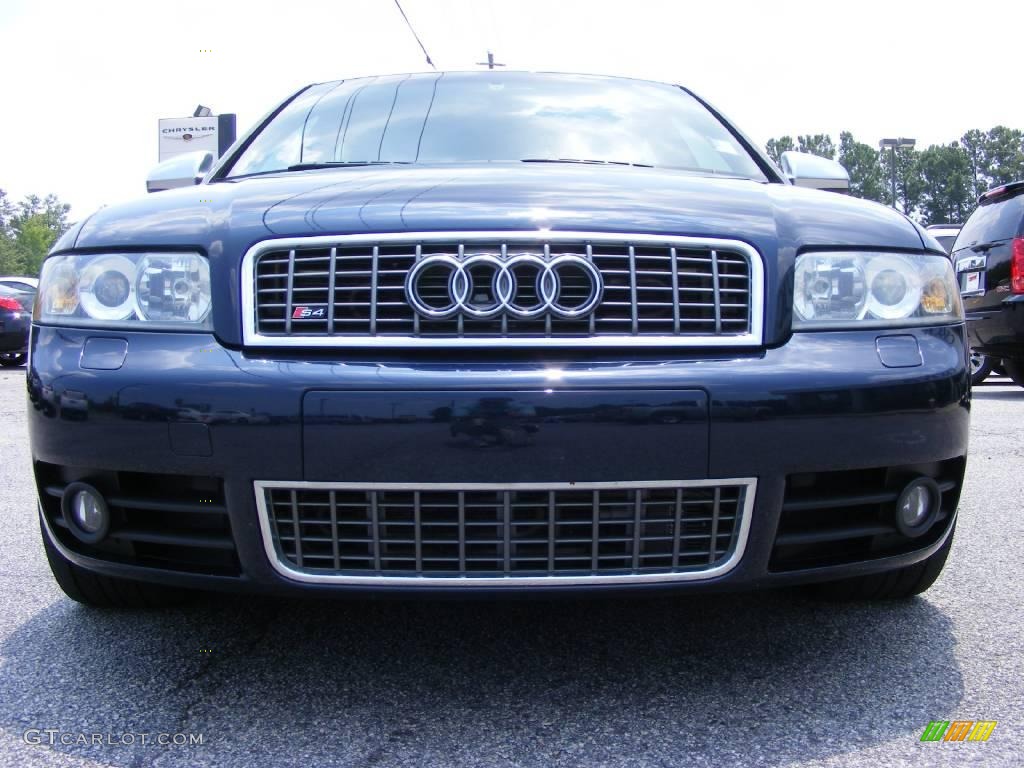 2004 S4 4.2 quattro Sedan - Moro Blue Pearl Effect / Black/Blue photo #3