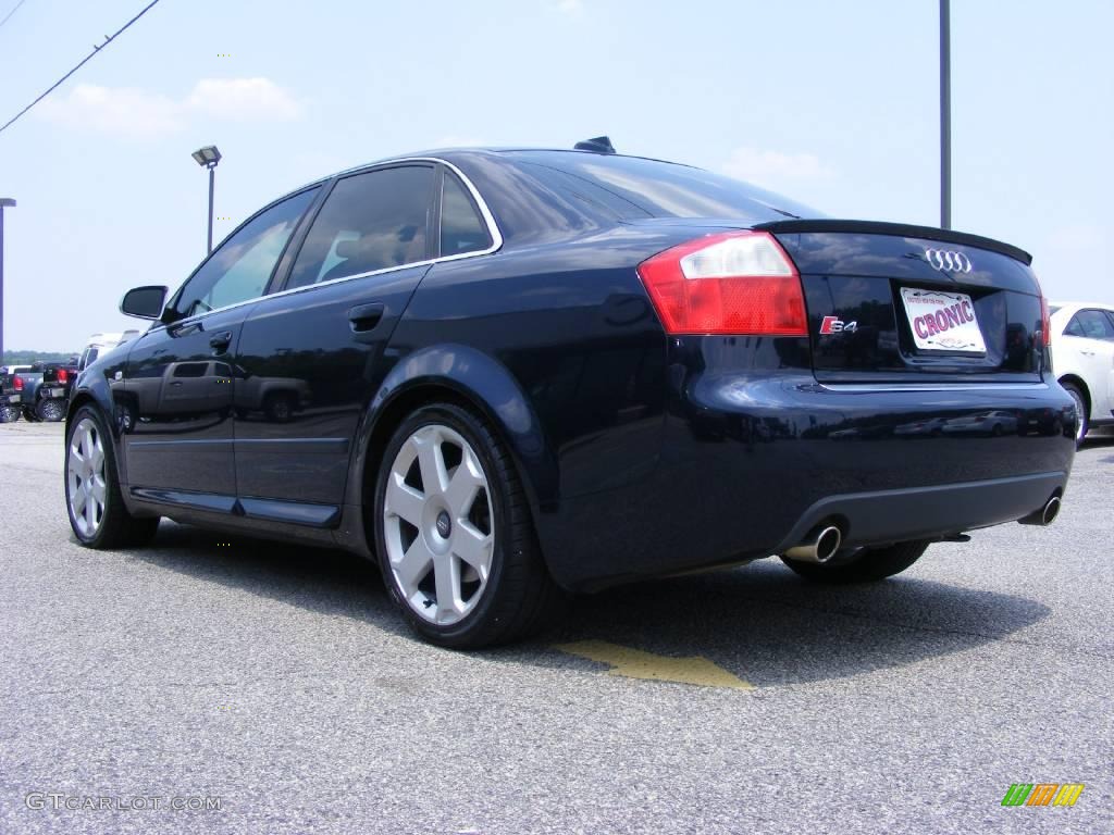 2004 S4 4.2 quattro Sedan - Moro Blue Pearl Effect / Black/Blue photo #6