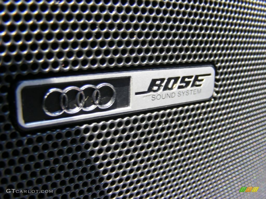 2004 S4 4.2 quattro Sedan - Moro Blue Pearl Effect / Black/Blue photo #25
