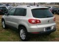 Candy White - Tiguan Wolfsburg Edition Photo No. 2