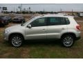 Candy White - Tiguan Wolfsburg Edition Photo No. 4